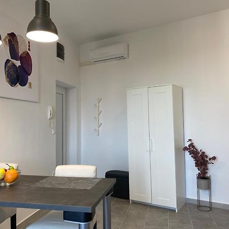 City Vibes Apartment Pula Ngoại thất bức ảnh