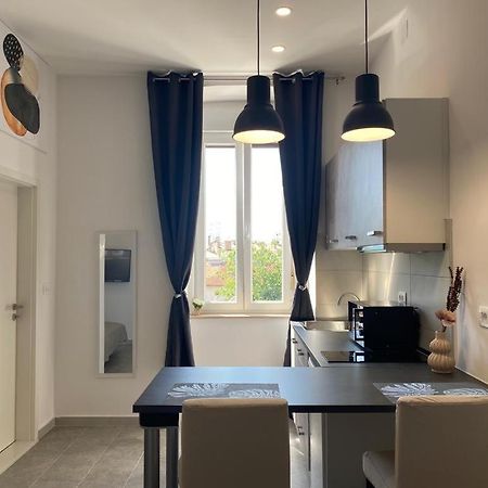 City Vibes Apartment Pula Ngoại thất bức ảnh